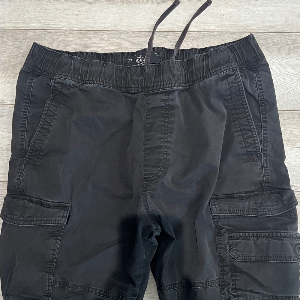 Hollister Black Cargo Jogger Pants - Picture 2 of 5